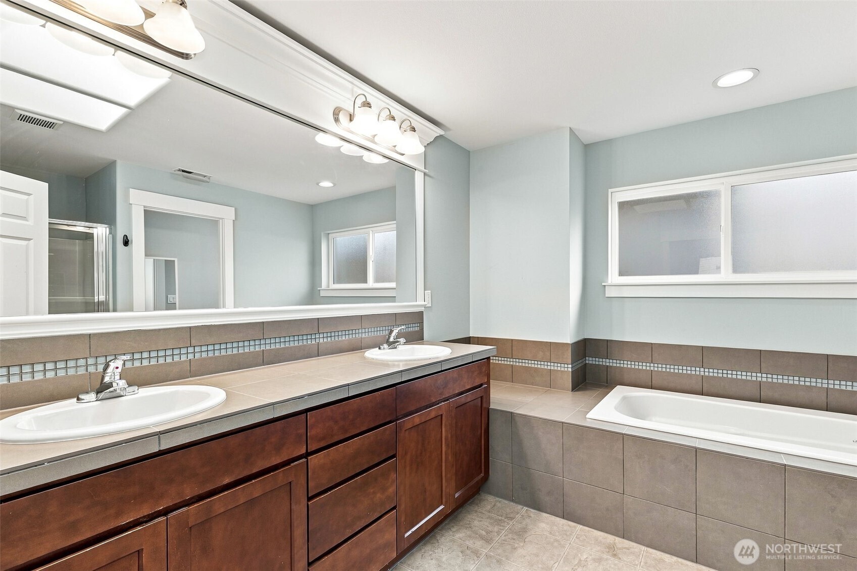 12420 Ne 171st Court Property Photo 16