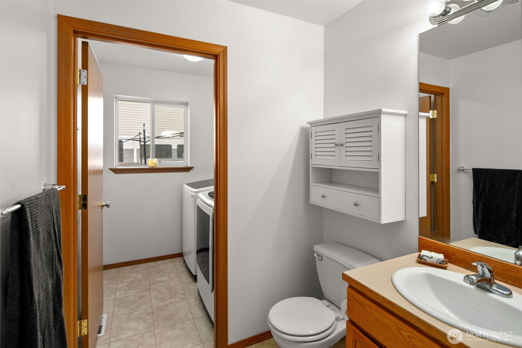 2502 Harvester Loop Property Photo 25