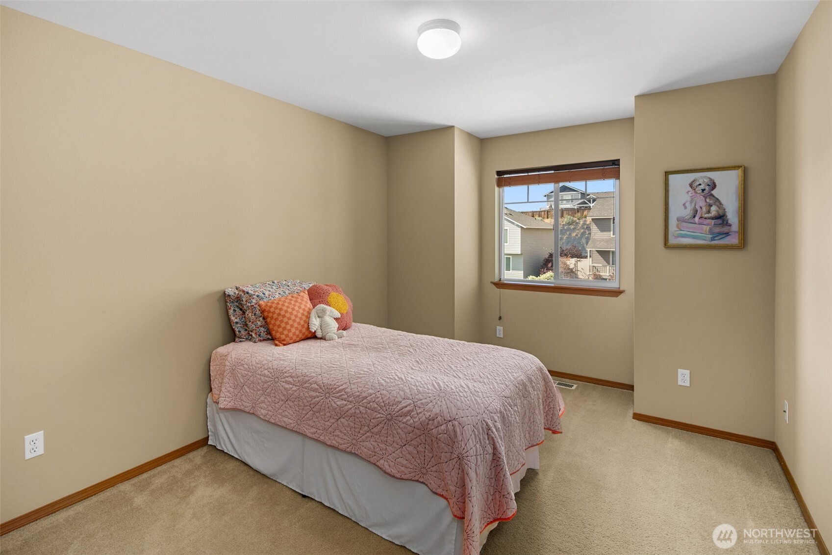 2502 Harvester Loop Property Photo 28