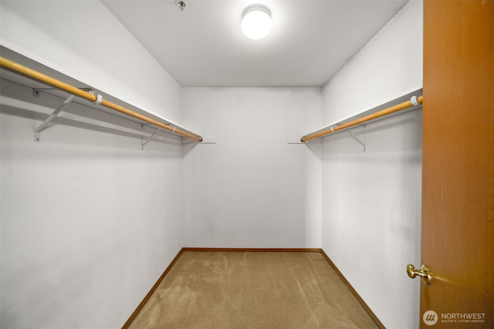 2502 Harvester Loop Property Photo 39