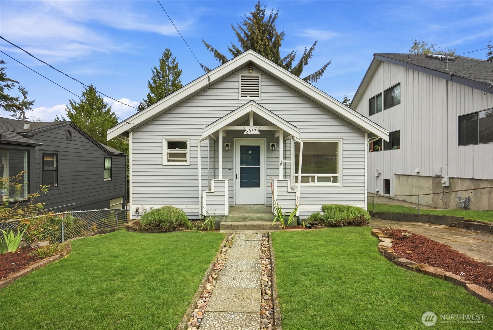 8914 30th Avenue Property Photo 1