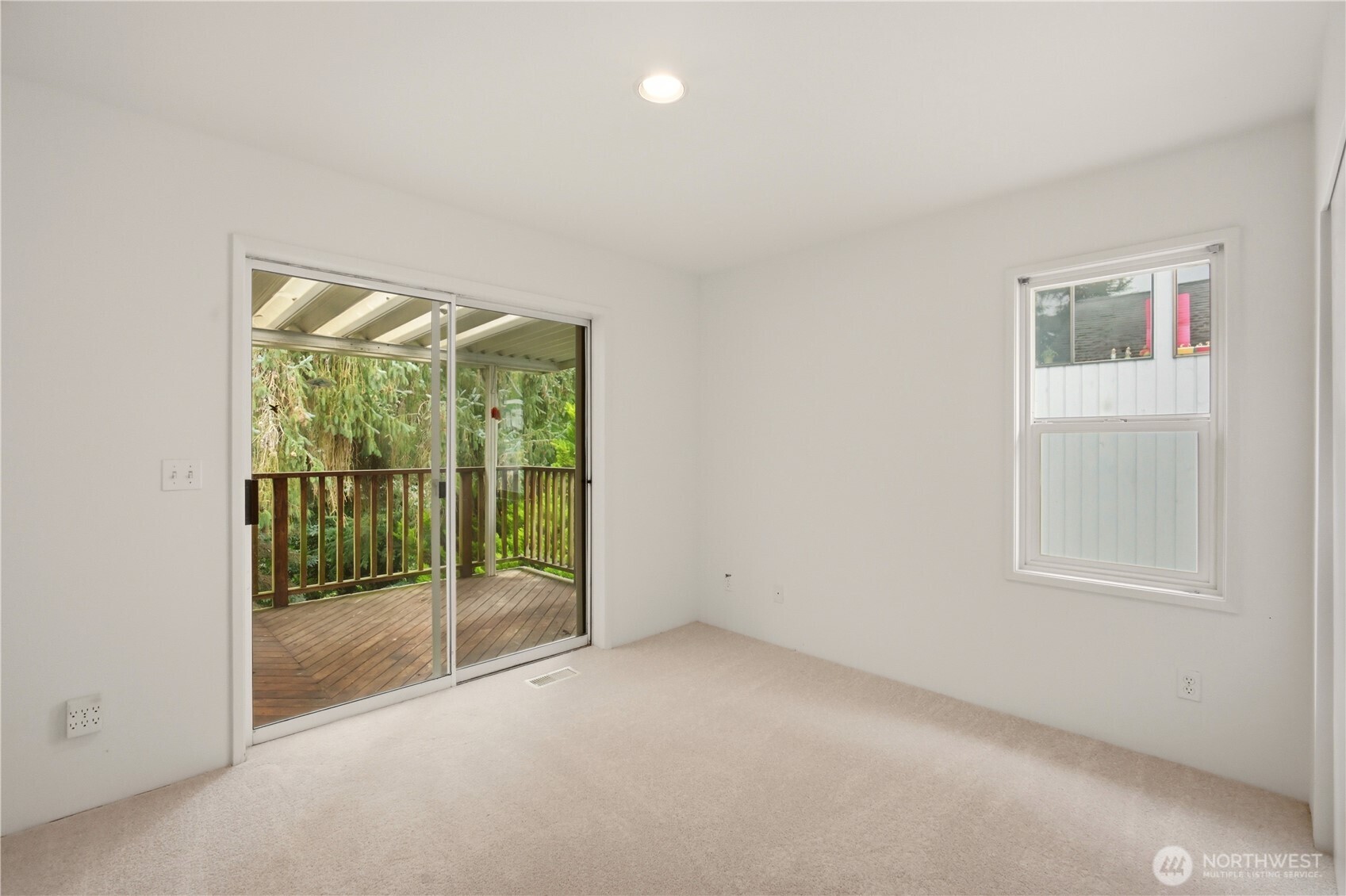 8914 30th Avenue Property Photo 15