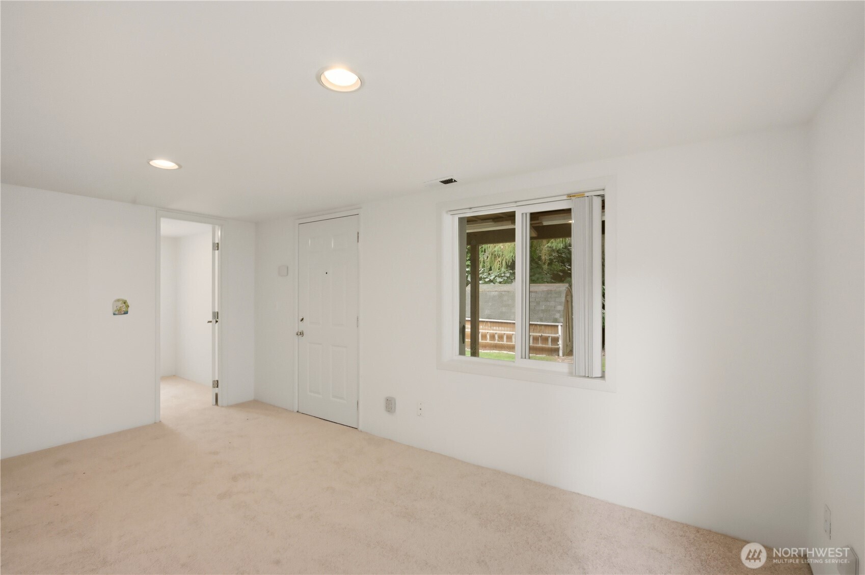 8914 30th Avenue Property Photo 24