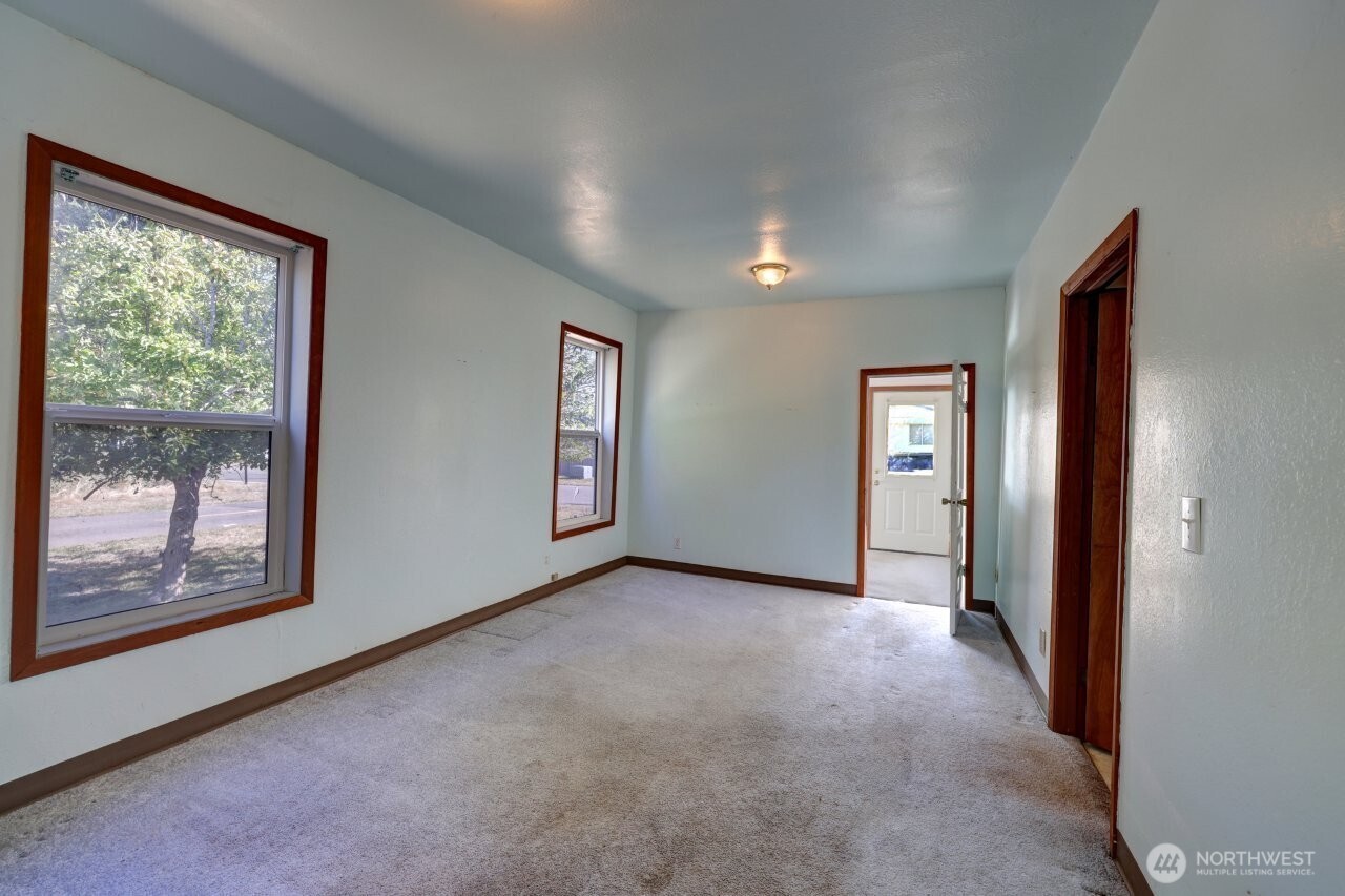 1101 Idaho Avenue Property Photo 9