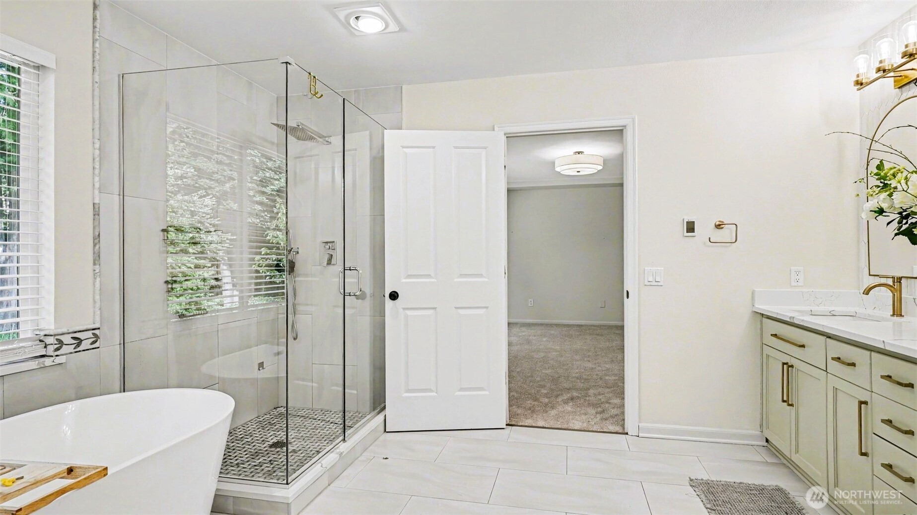 6915 205th Street Property Photo 19