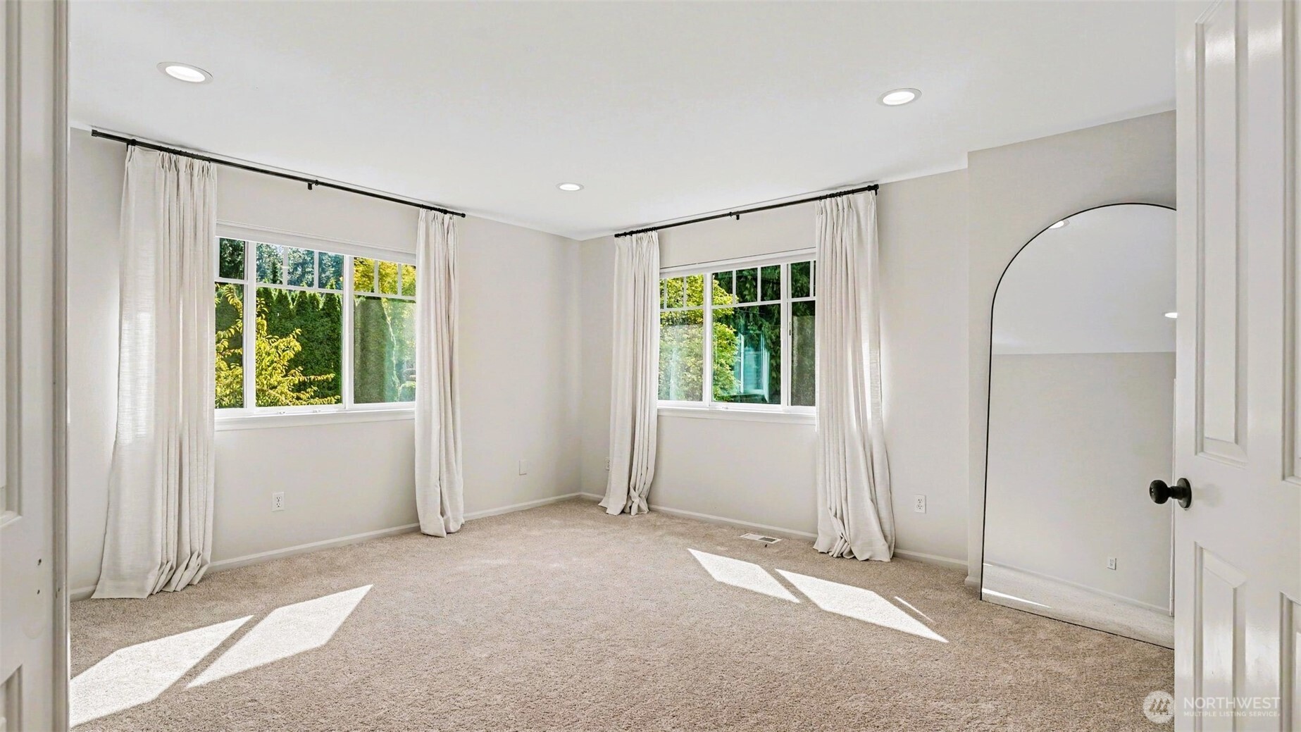 6915 205th Street Property Photo 25