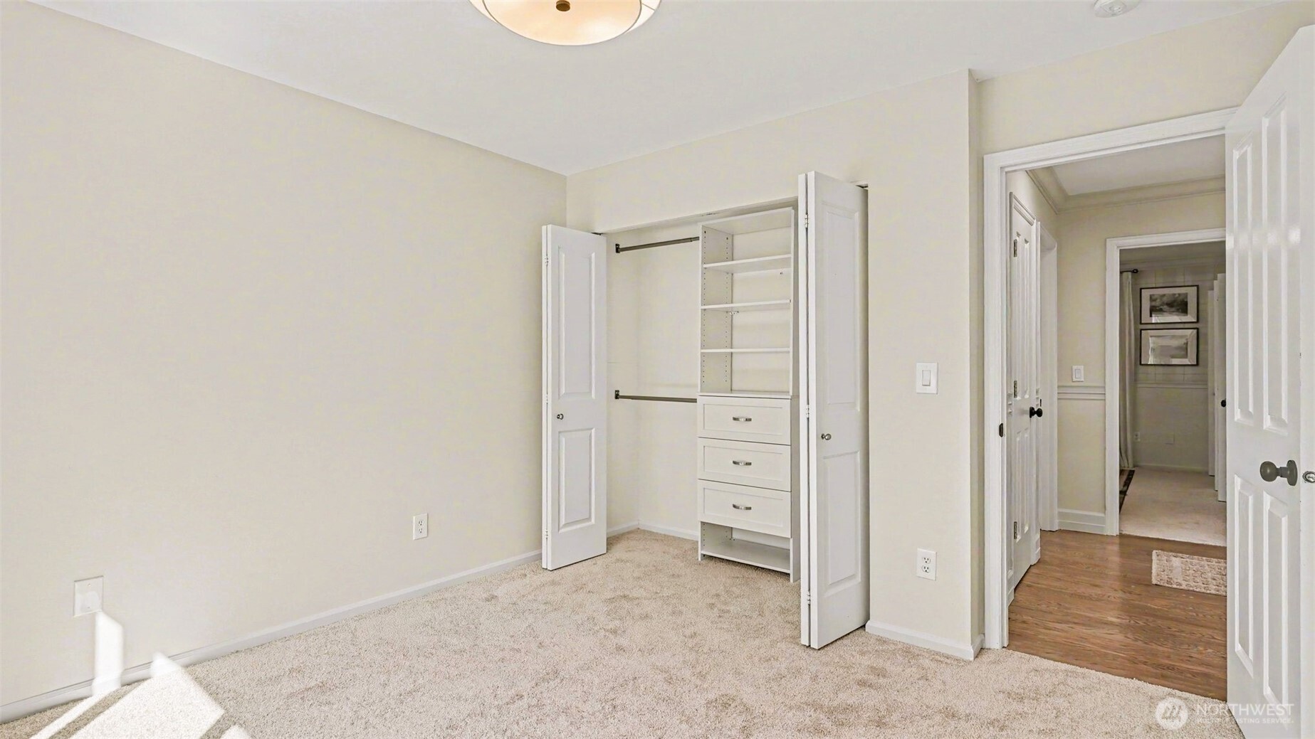 6915 205th Street Property Photo 28