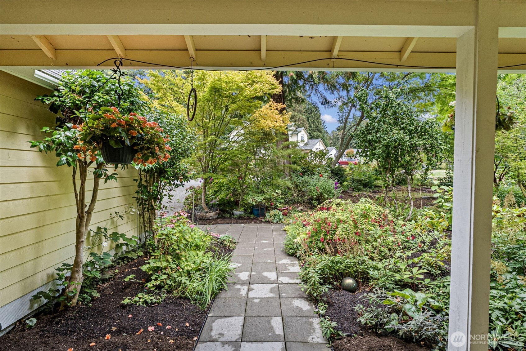 6001 Whale Dancer Court Property Photo 2