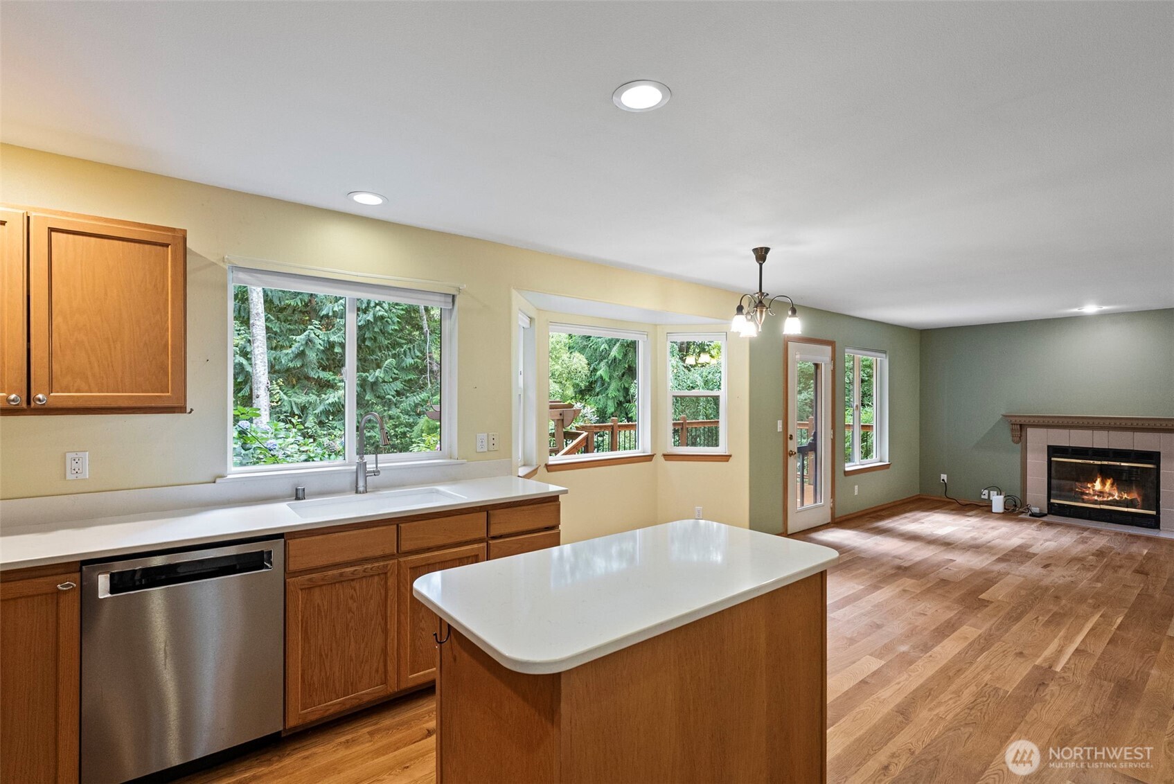 6001 Whale Dancer Court Property Photo 9