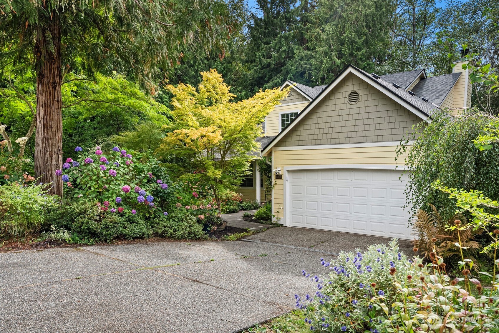 6001 Whale Dancer Court Property Photo 36