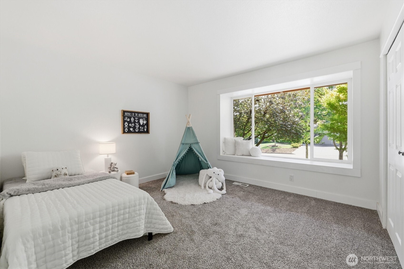 23 218th Place Property Photo 14