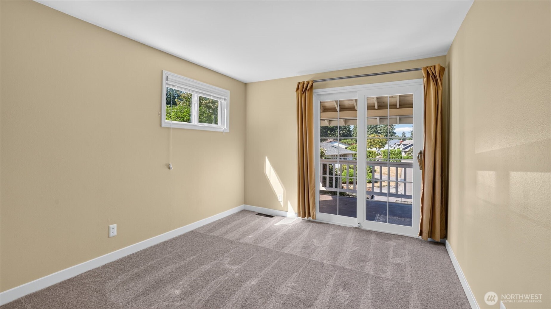 16702 143rd Avenue Property Photo 13