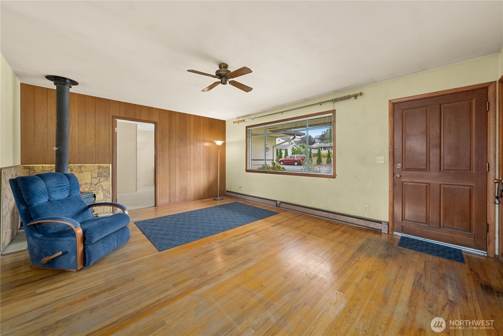 17825 111th Avenue Property Photo 5