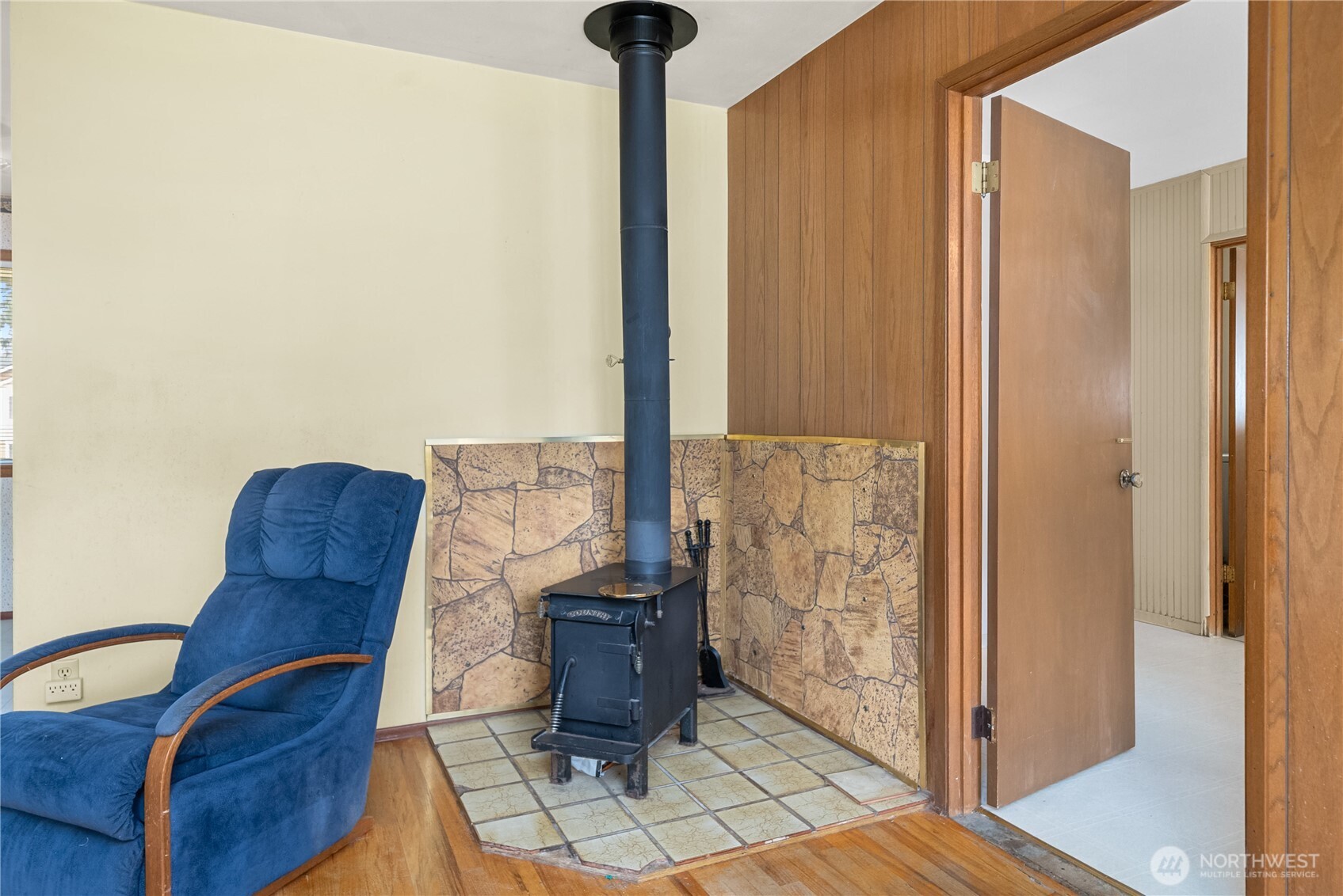 17825 111th Avenue Property Photo 9