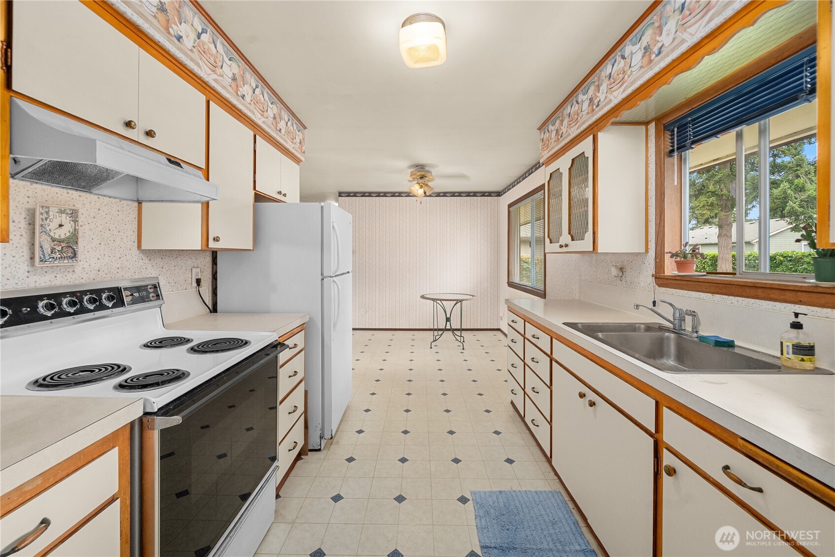 17825 111th Avenue Property Photo 11