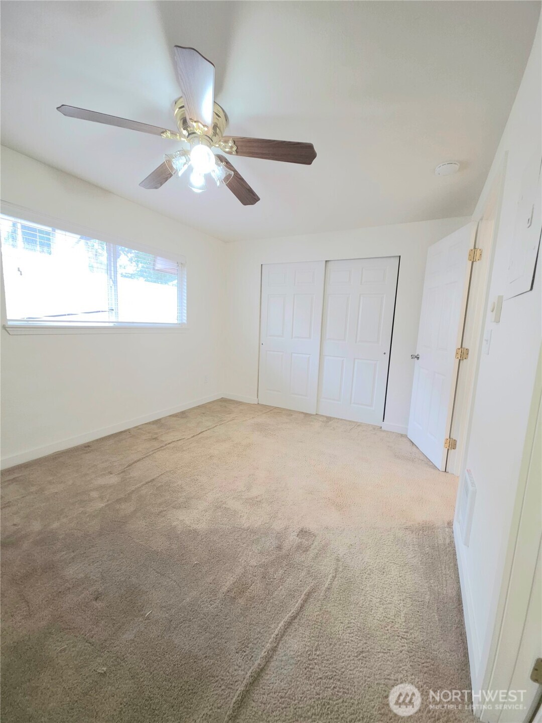9811 Whitman Avenue 2 Property Photo 10