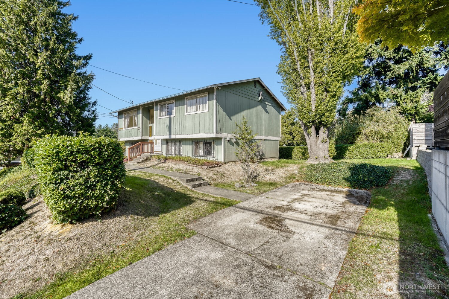 4200 S Ferdinand Street Property Photo 2