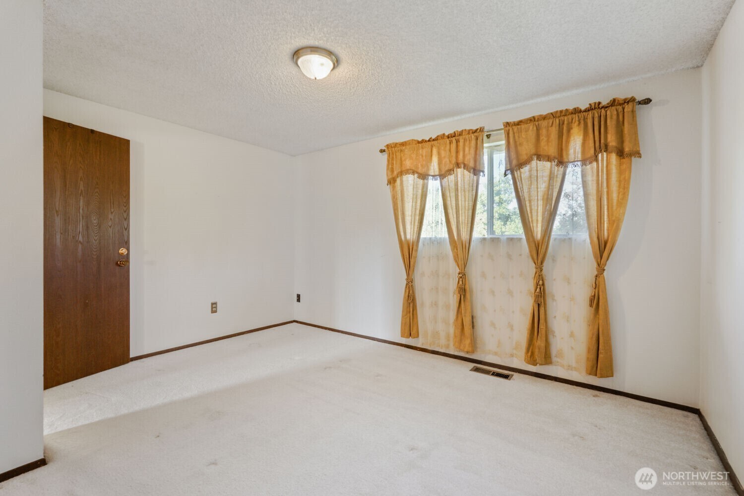 4200 S Ferdinand Street Property Photo 11
