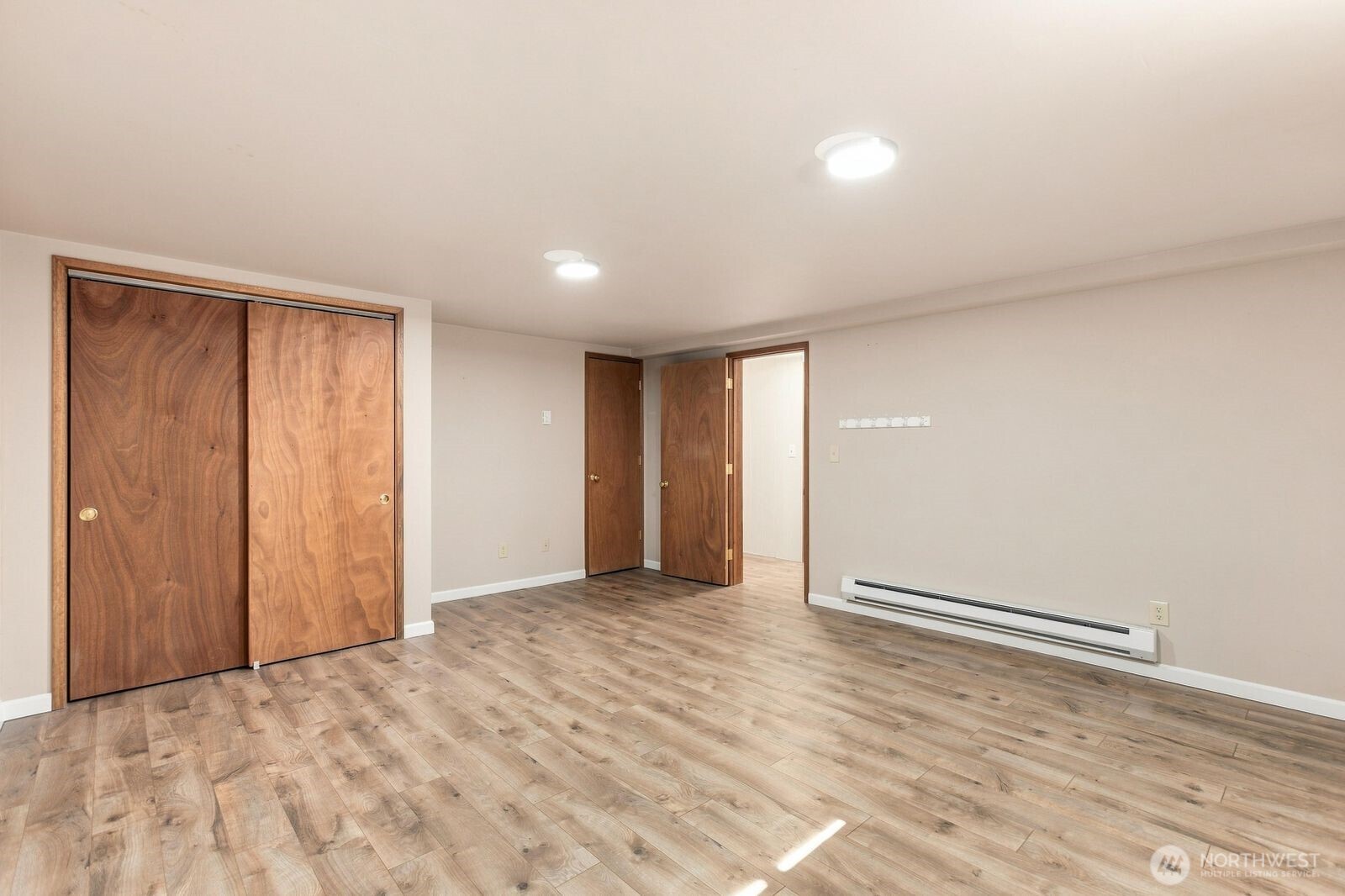 1021 Lombard Avenue Property Photo 30