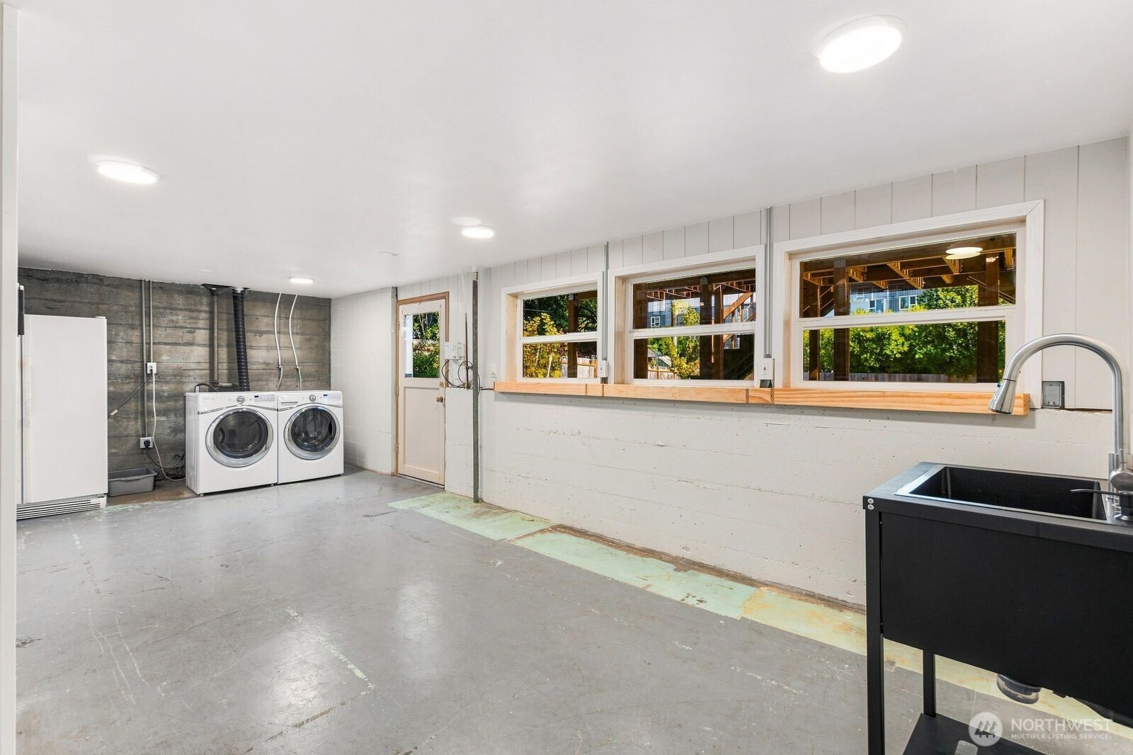 1021 Lombard Avenue Property Photo 32