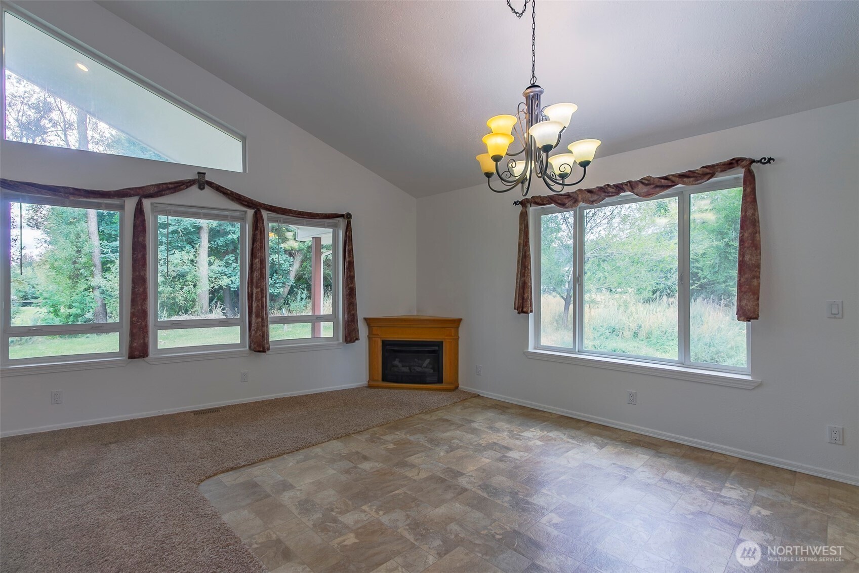 216 S 3rd Street Property Photo 17