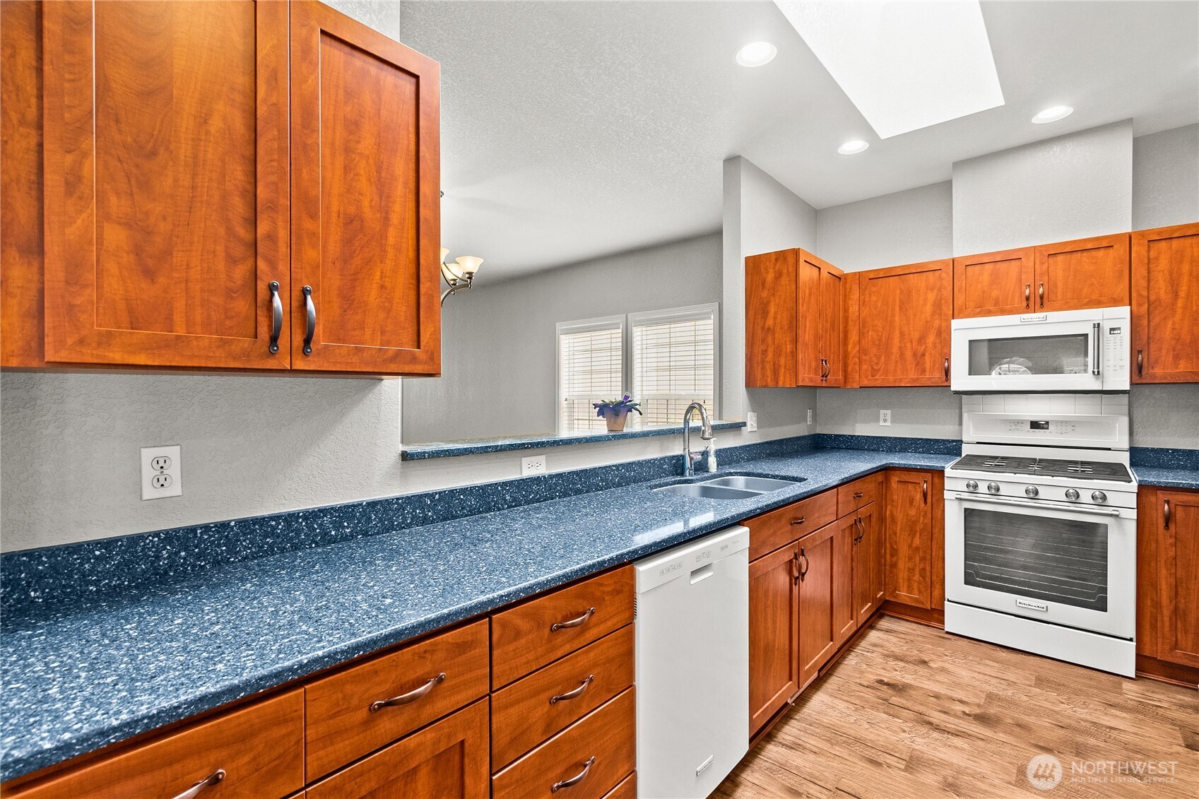 5611 Devonshire Street Property Photo 7