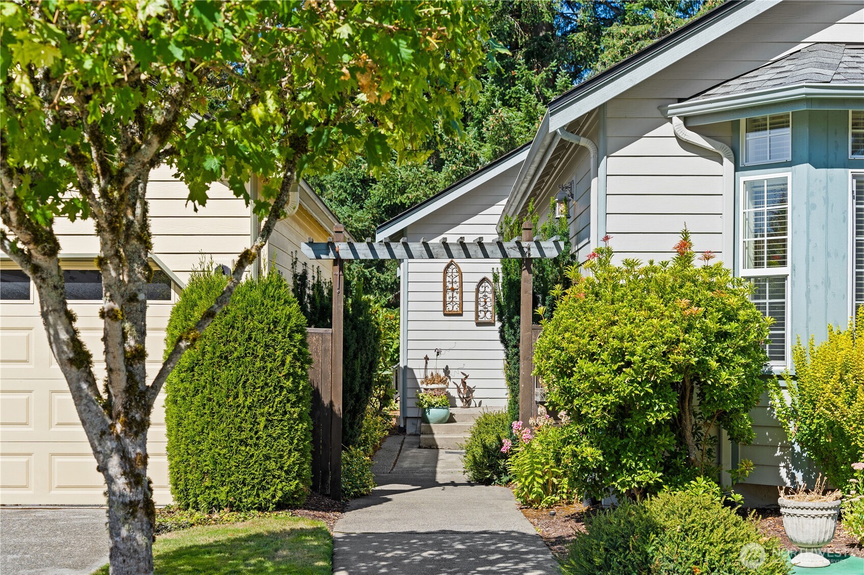 5611 Devonshire Street Property Photo 34
