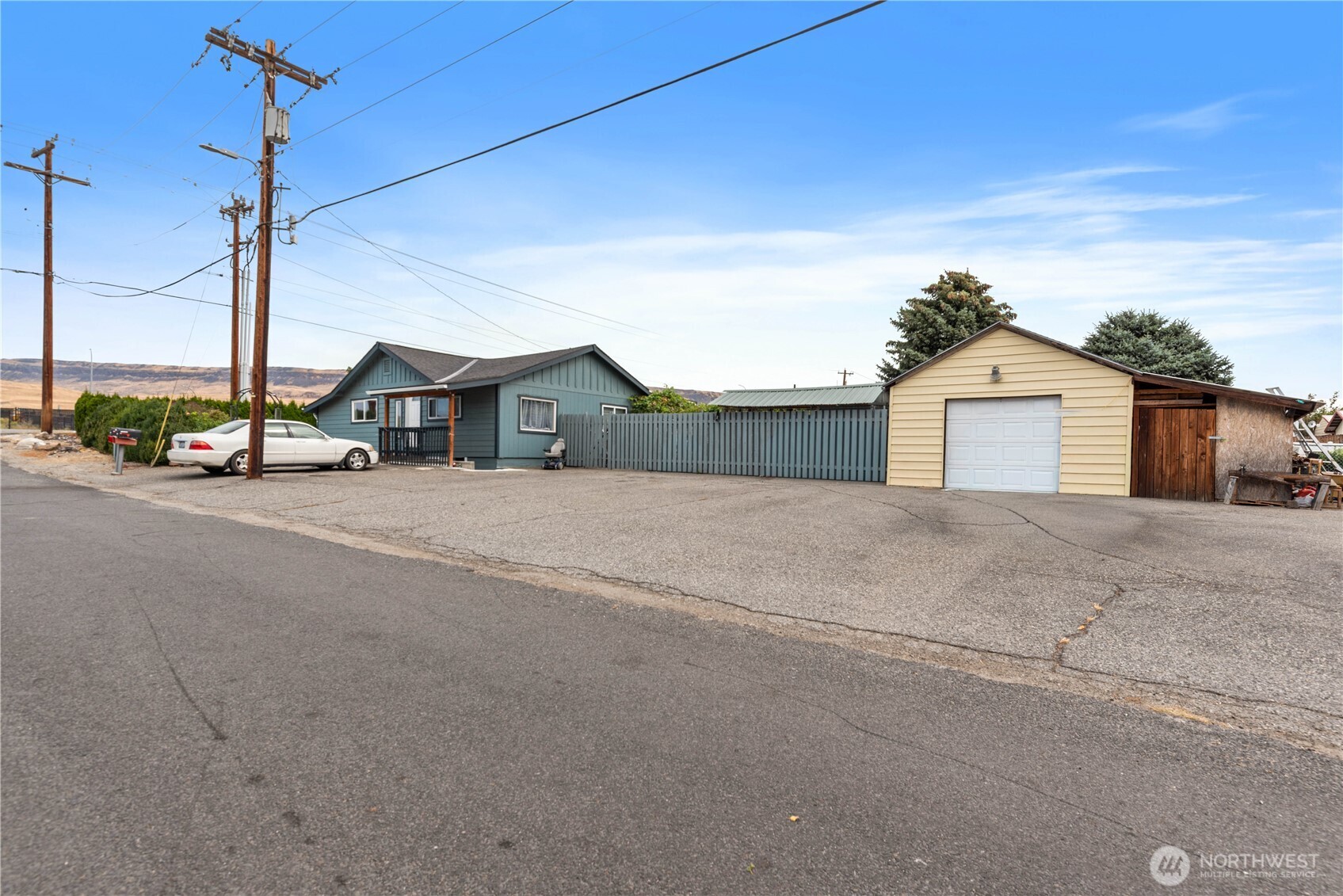 7 S Roland Avenue Property Photo 1