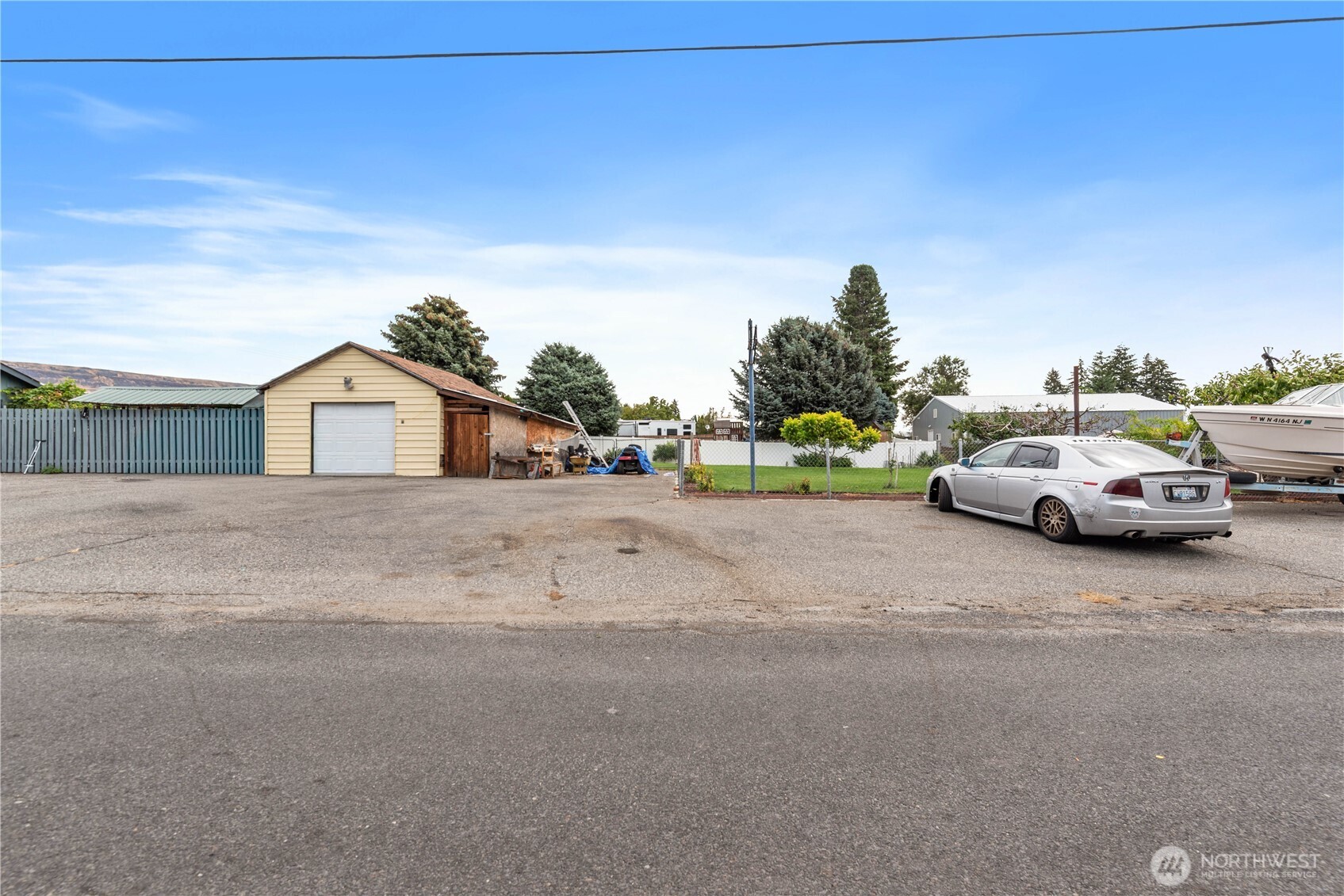 7 S Roland Avenue Property Photo 3