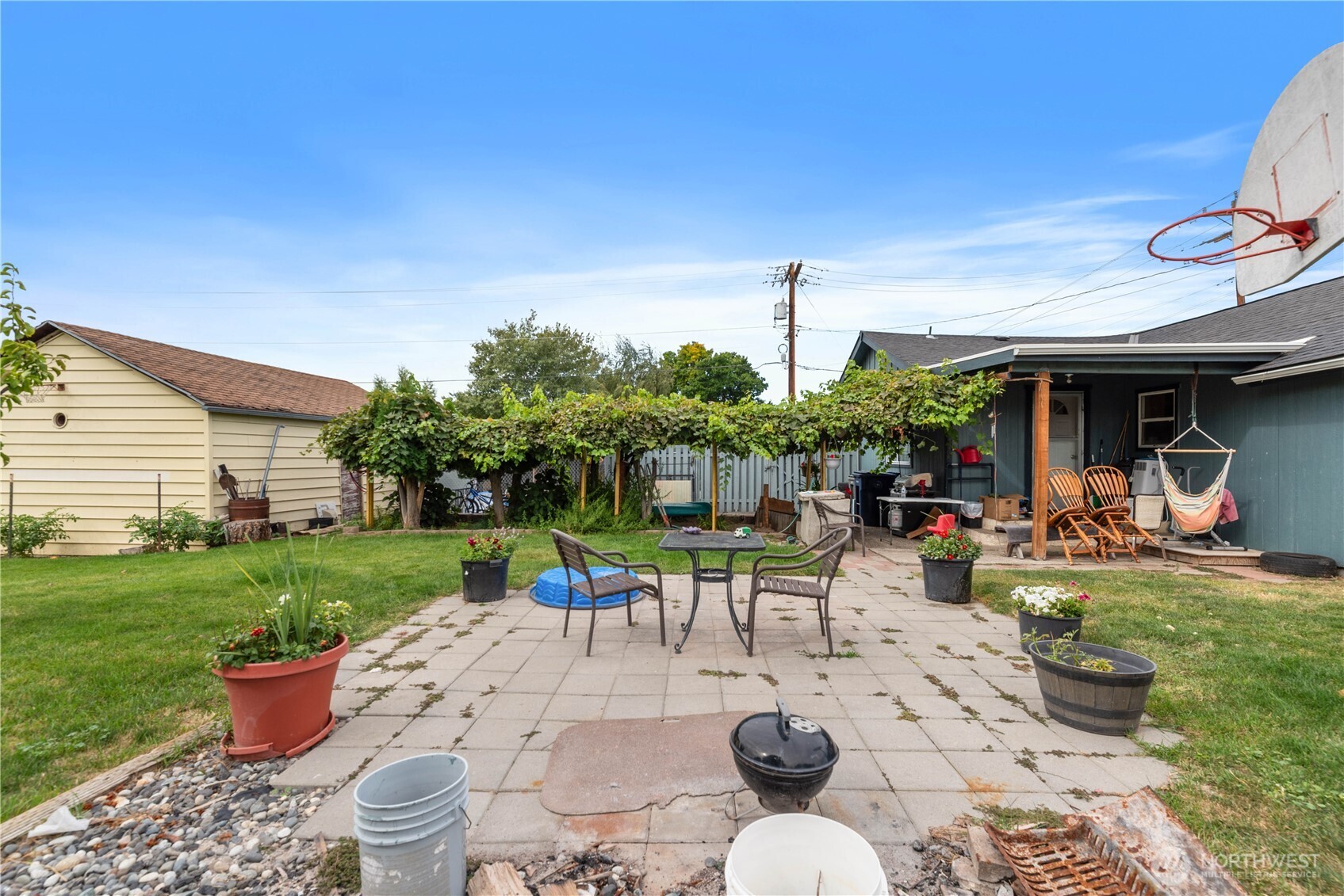 7 S Roland Avenue Property Photo 11