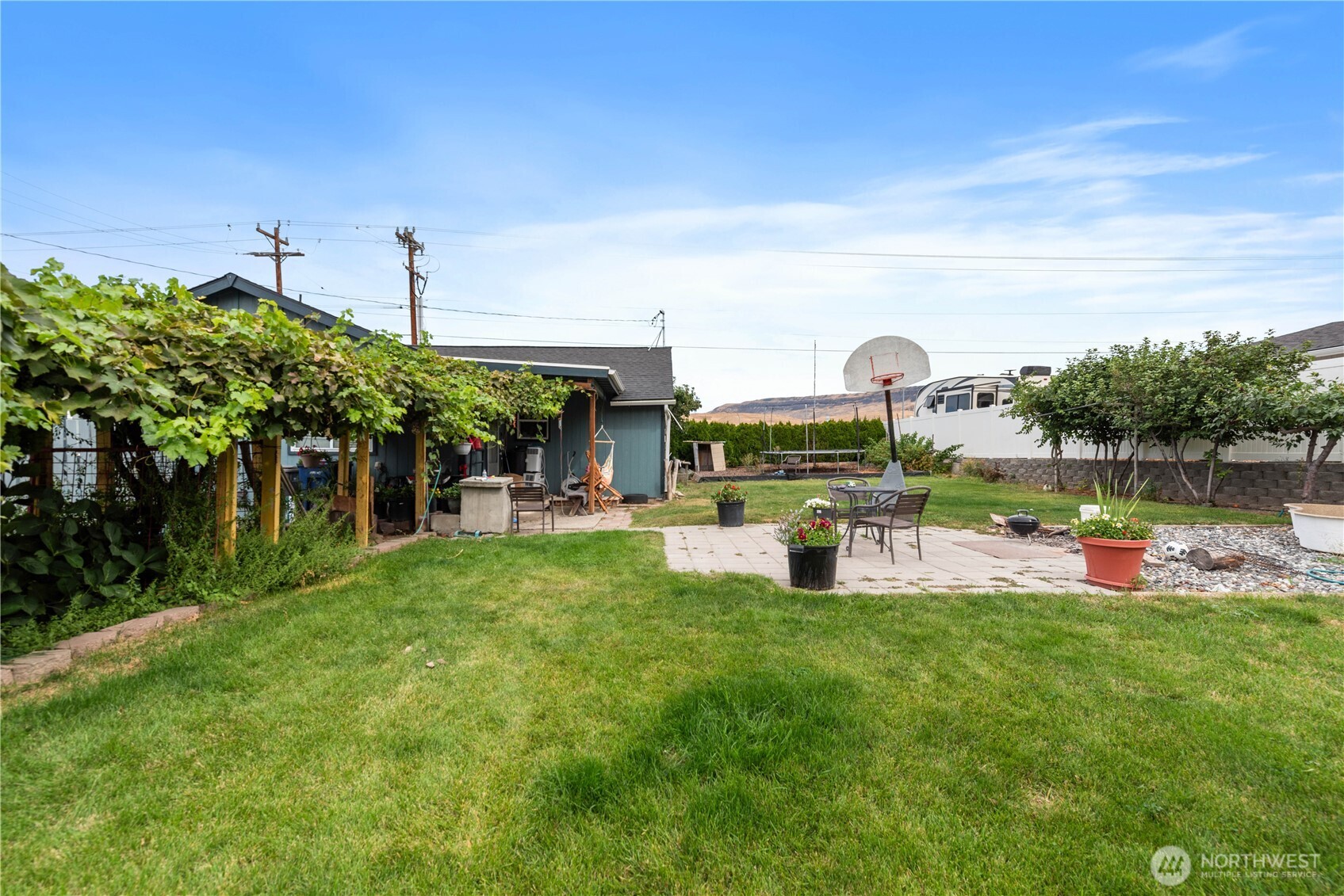 7 S Roland Avenue Property Photo 12