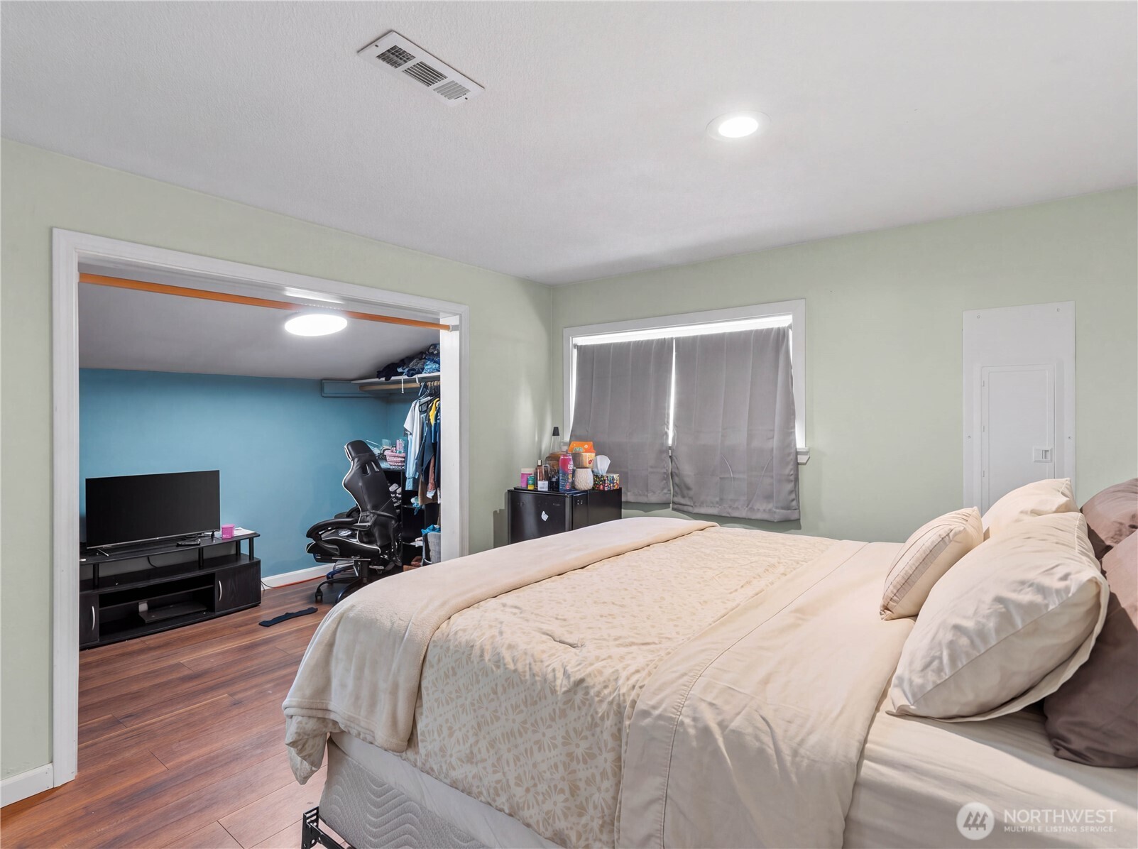 7 S Roland Avenue Property Photo 22