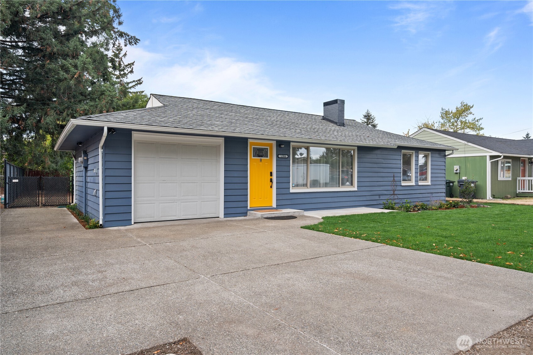 1304 S 115th Street Property Photo 2