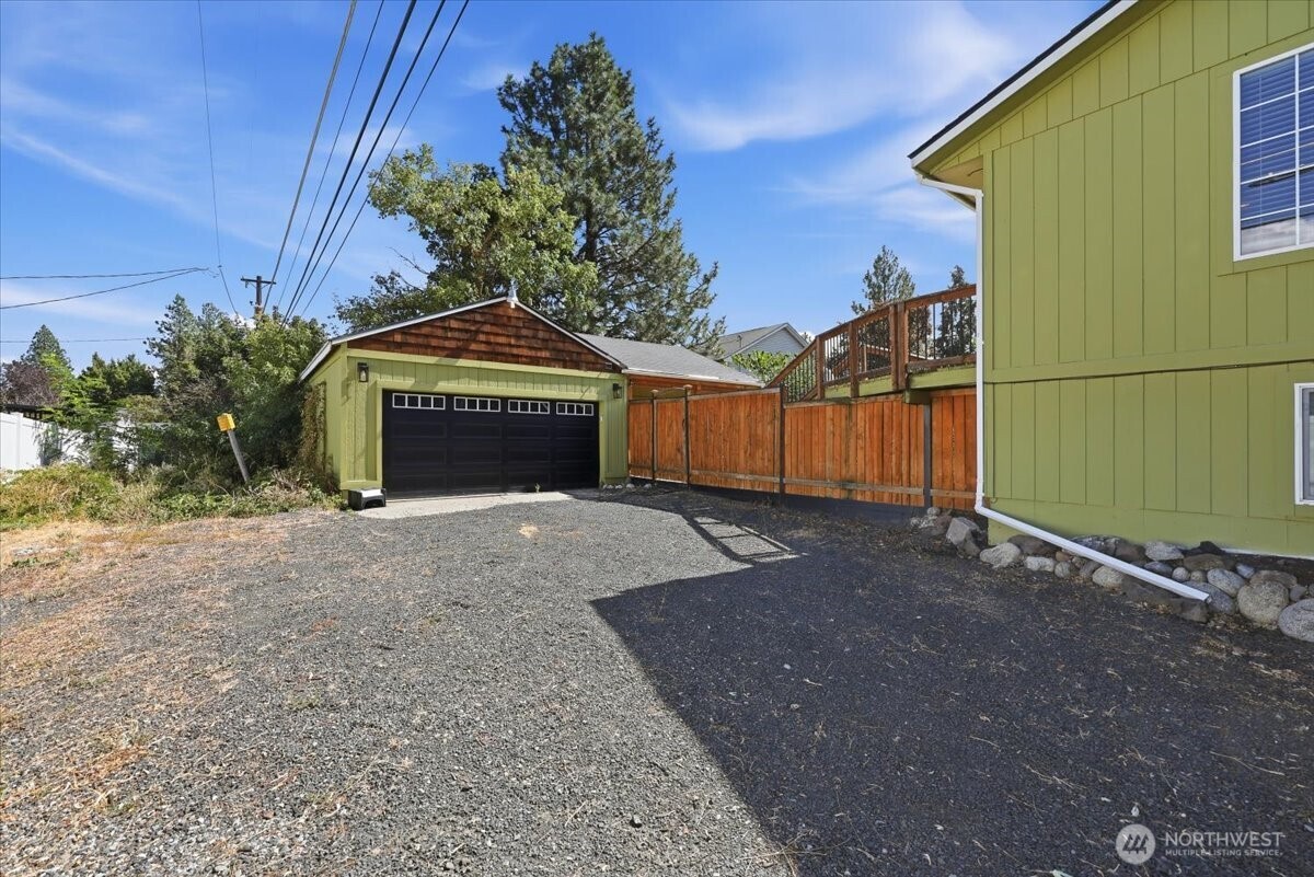 3415 S Myrtle Street Property Photo 29