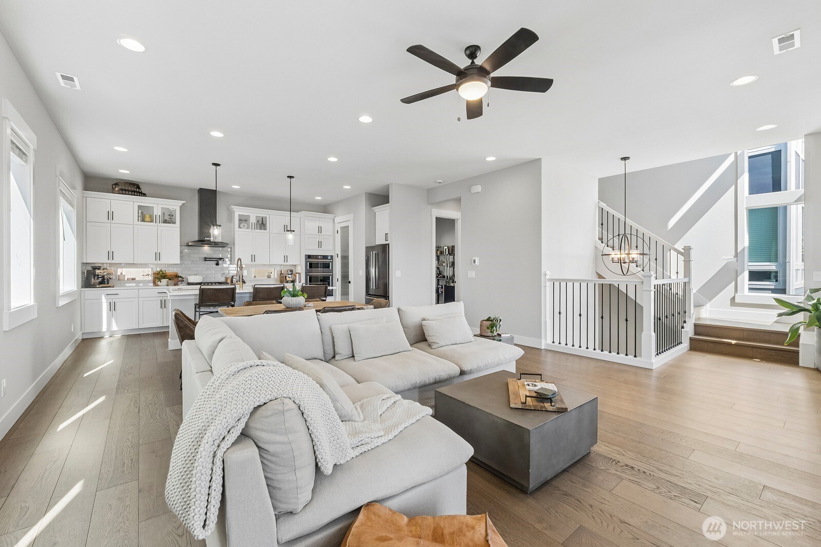 7504 S 129th Place Property Photo 17