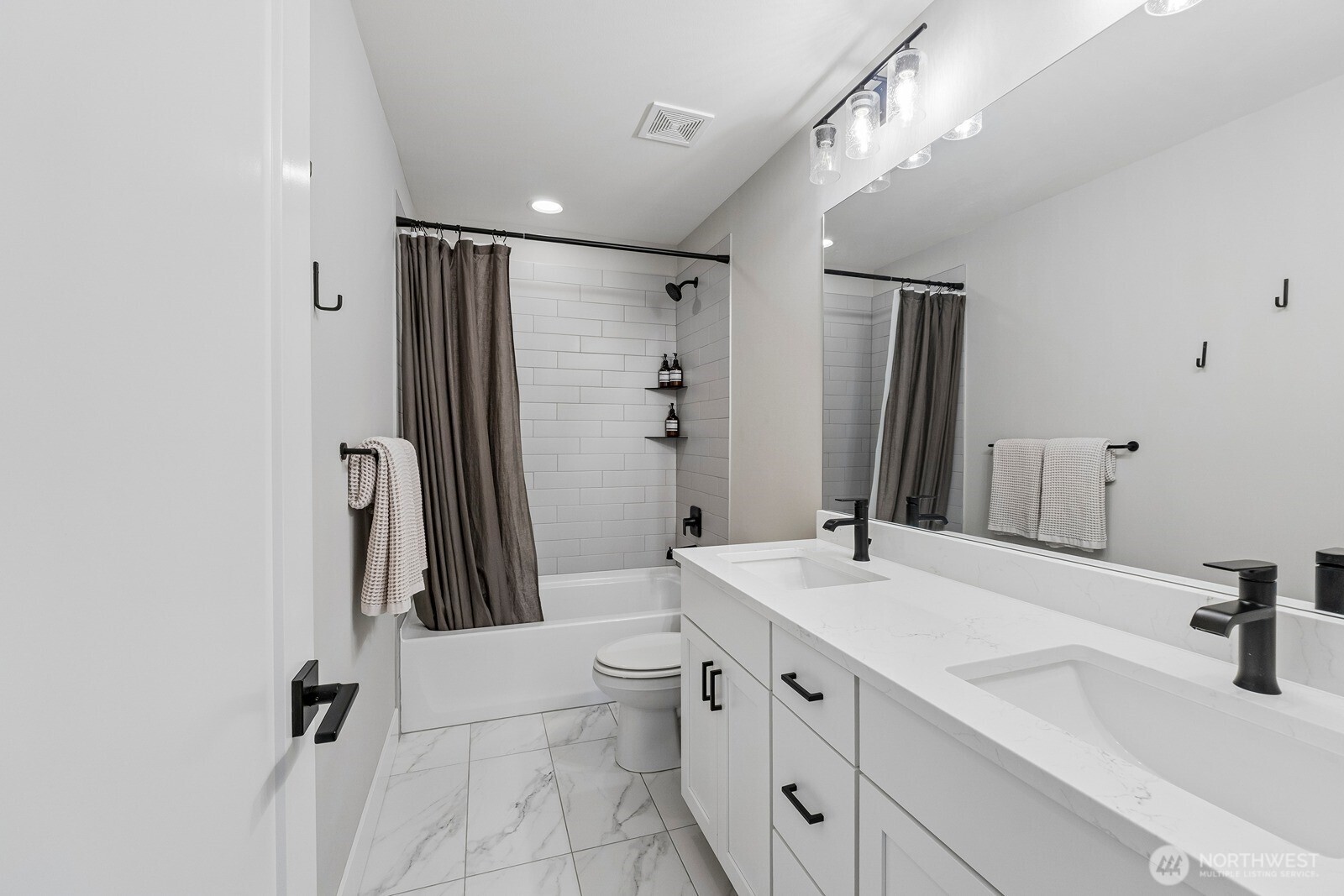 7504 S 129th Place Property Photo 35