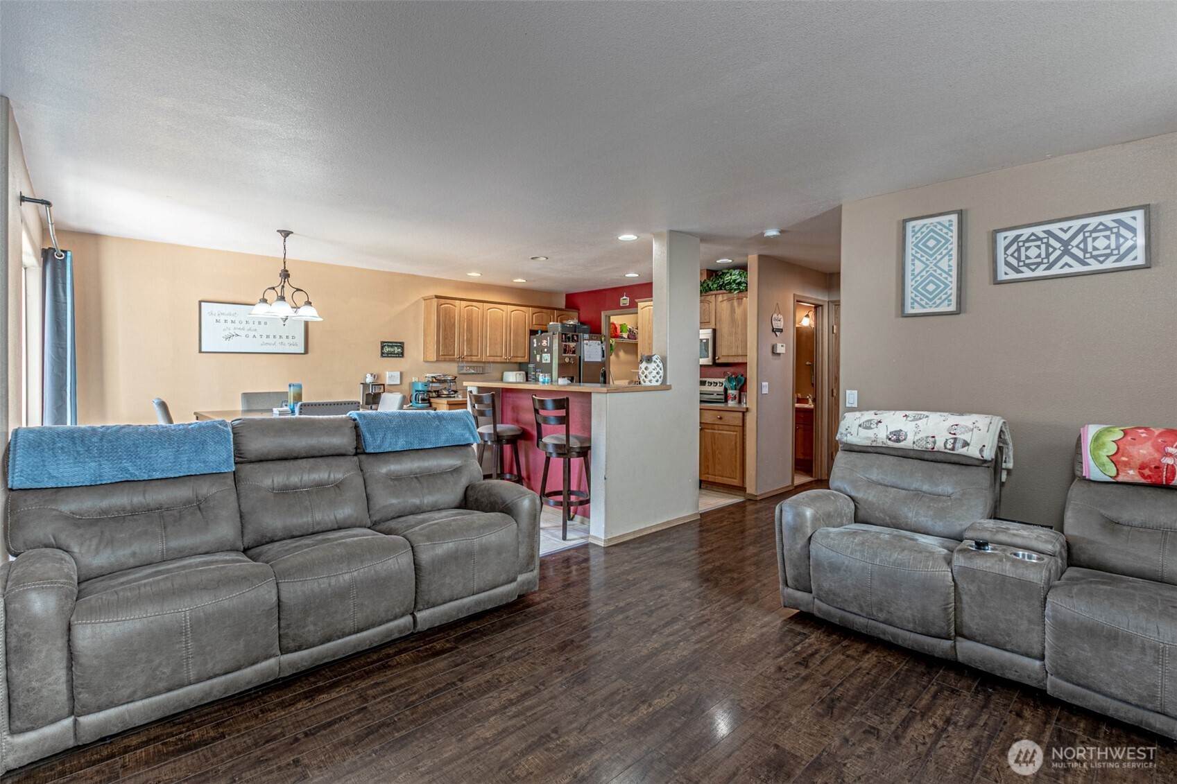 10710 185th Avenue Property Photo 8