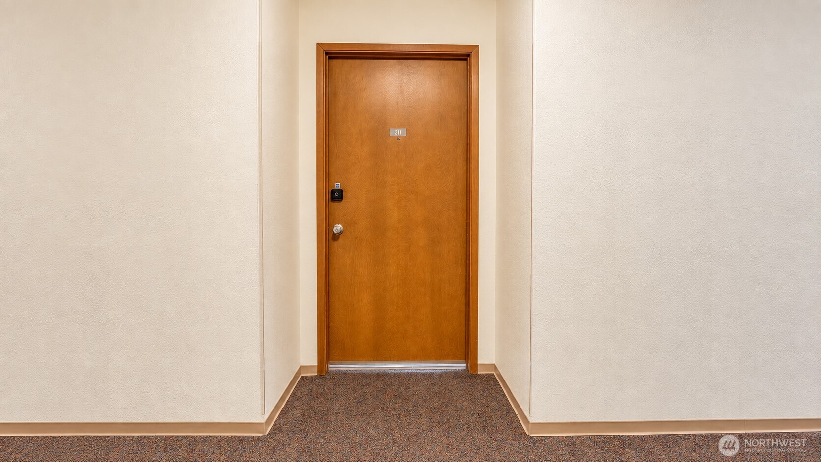 9030 Seward Park Avenue 311 Property Photo 4