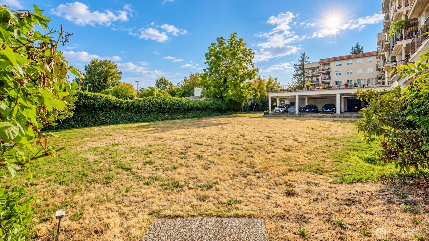 9030 Seward Park Avenue 311 Property Photo 11
