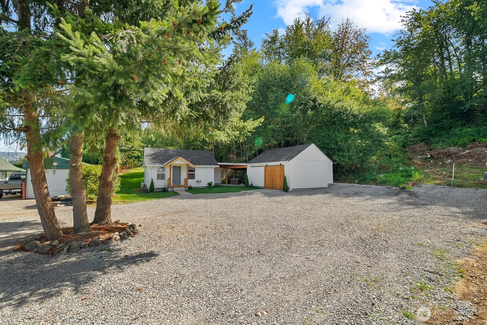 111 Cedar Avenue Property Photo 31