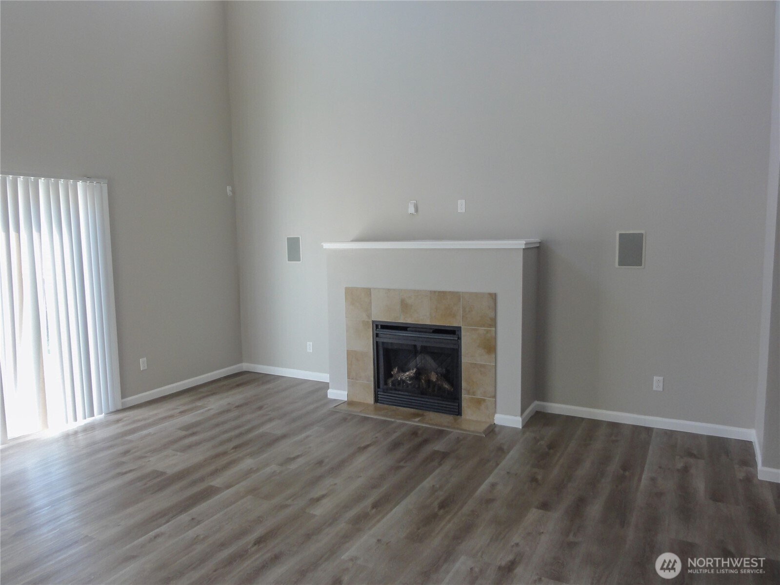 18505 11th Lane Property Photo 8