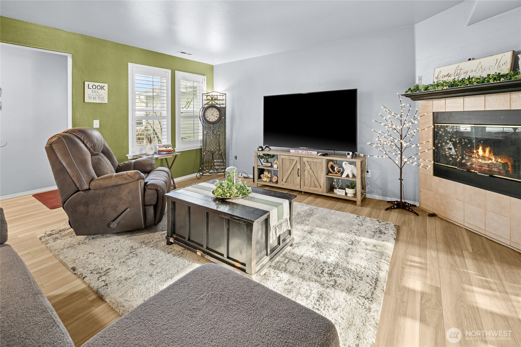 10904 62nd Street Property Photo 3