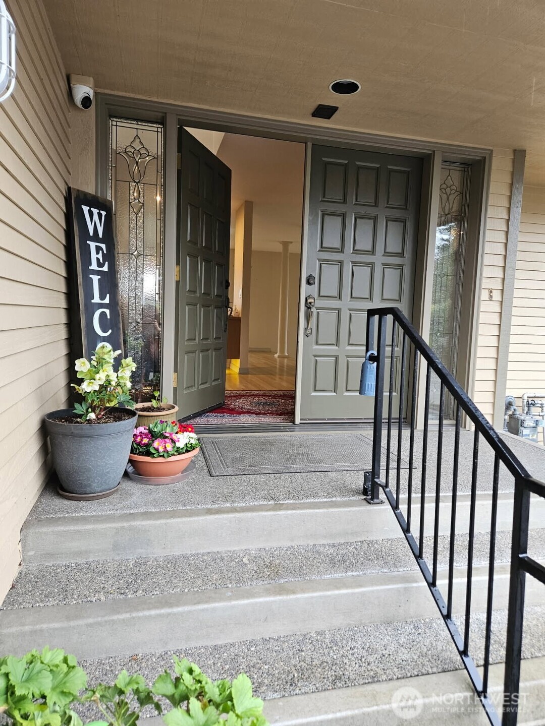 61 Leschi Drive Property Photo 7