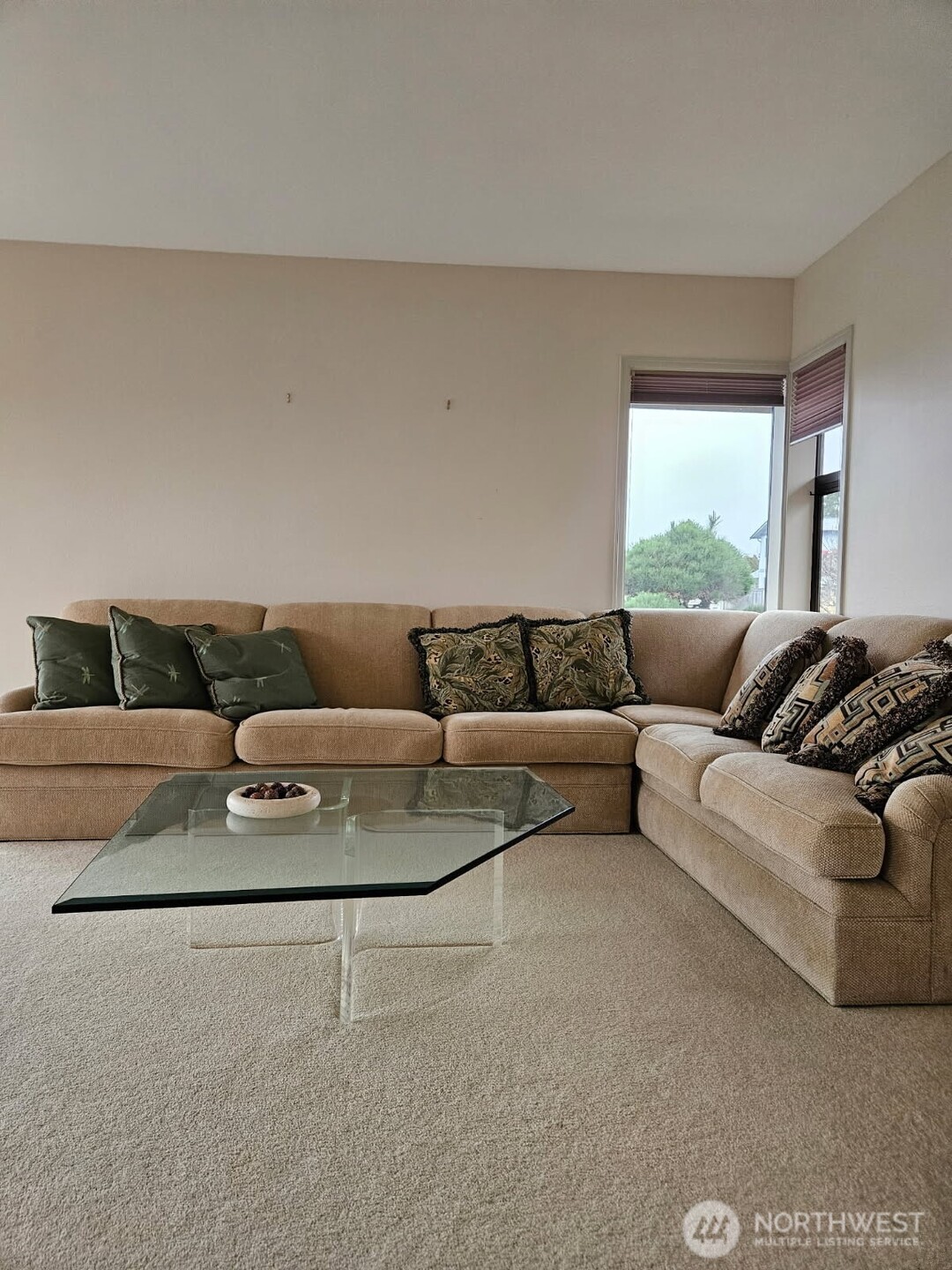 61 Leschi Drive Property Photo 11
