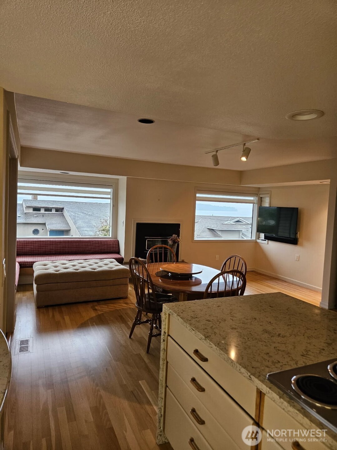 61 Leschi Drive Property Photo 16