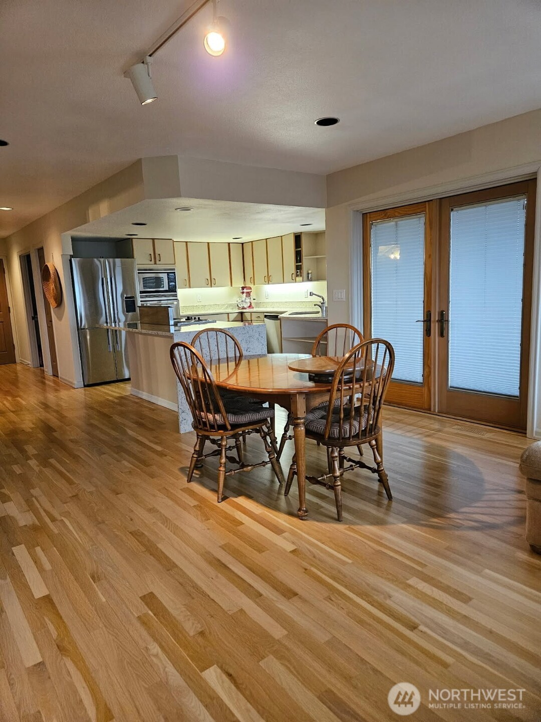 61 Leschi Drive Property Photo 18