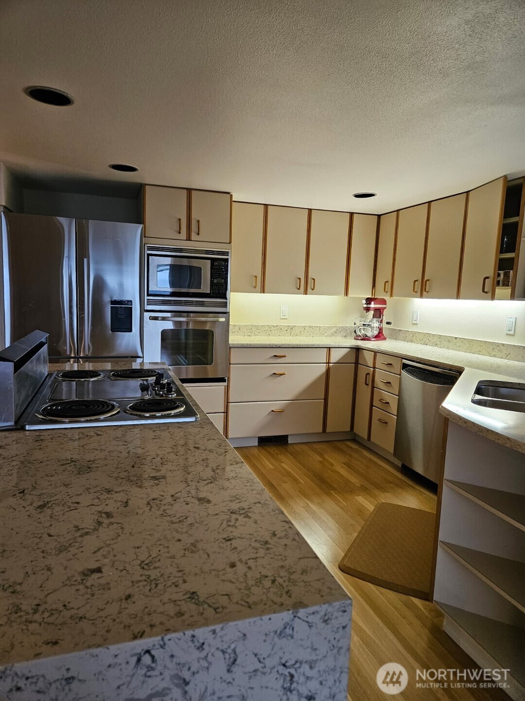 61 Leschi Drive Property Photo 22