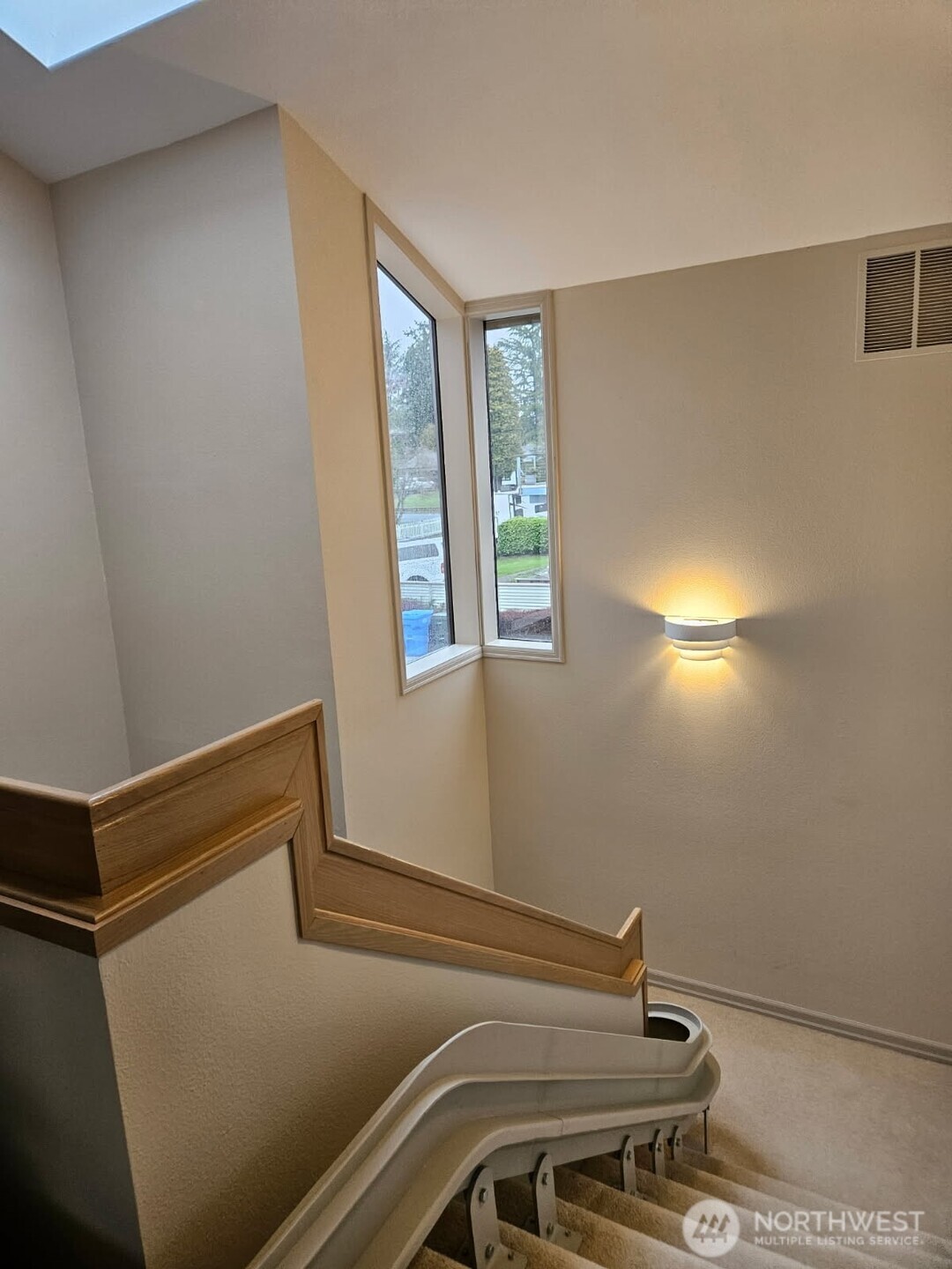 61 Leschi Drive Property Photo 25