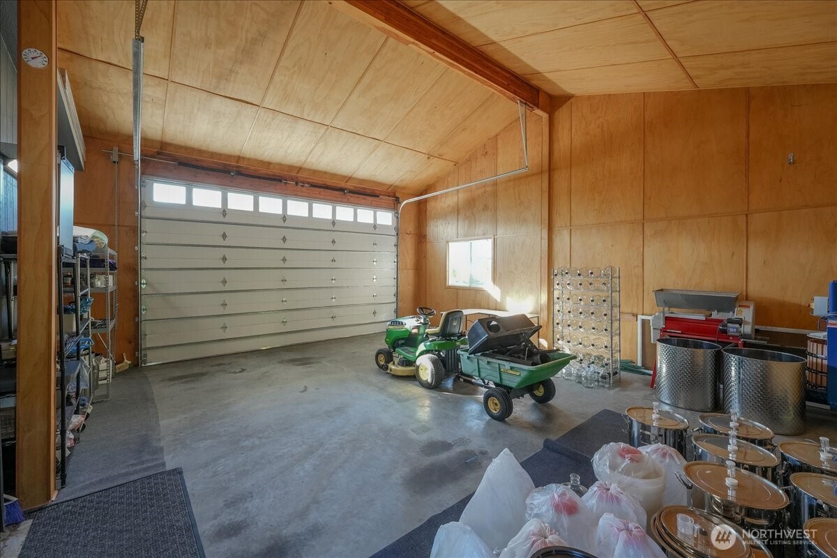 750 Lakeshore Drive Property Photo 34
