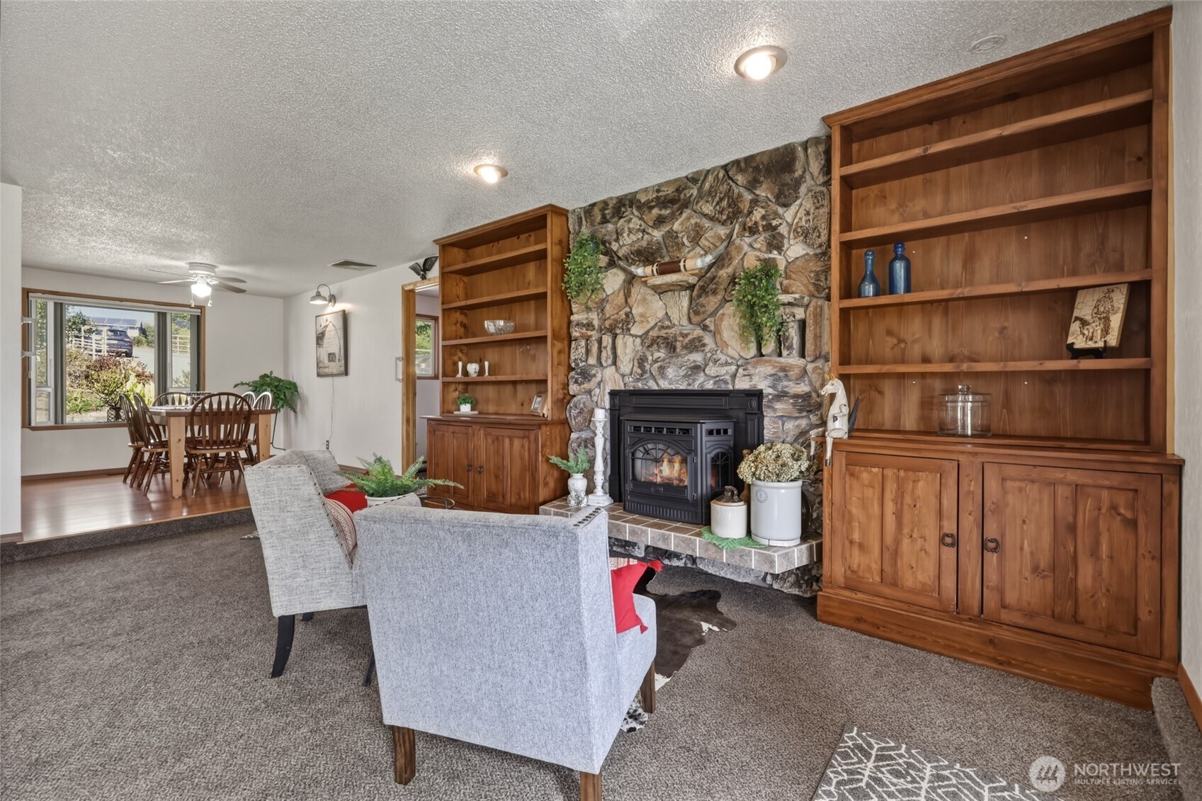 2421 Beaver Creek Drive Property Photo 7